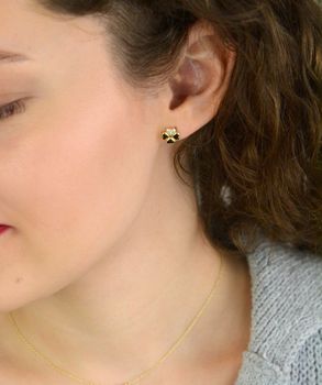 Kolczyki damskie Nomination Italy z kolekcji Petit Sparkle. Srebro 925 pozłacane 18K złotem, koniczynki zdobione cyrkoniami. Idealne na prezent, w oryginalnym opakowaniu z certyfikatem autentyczności (2).JPG